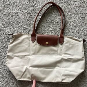 Longchamp L Beige Tote